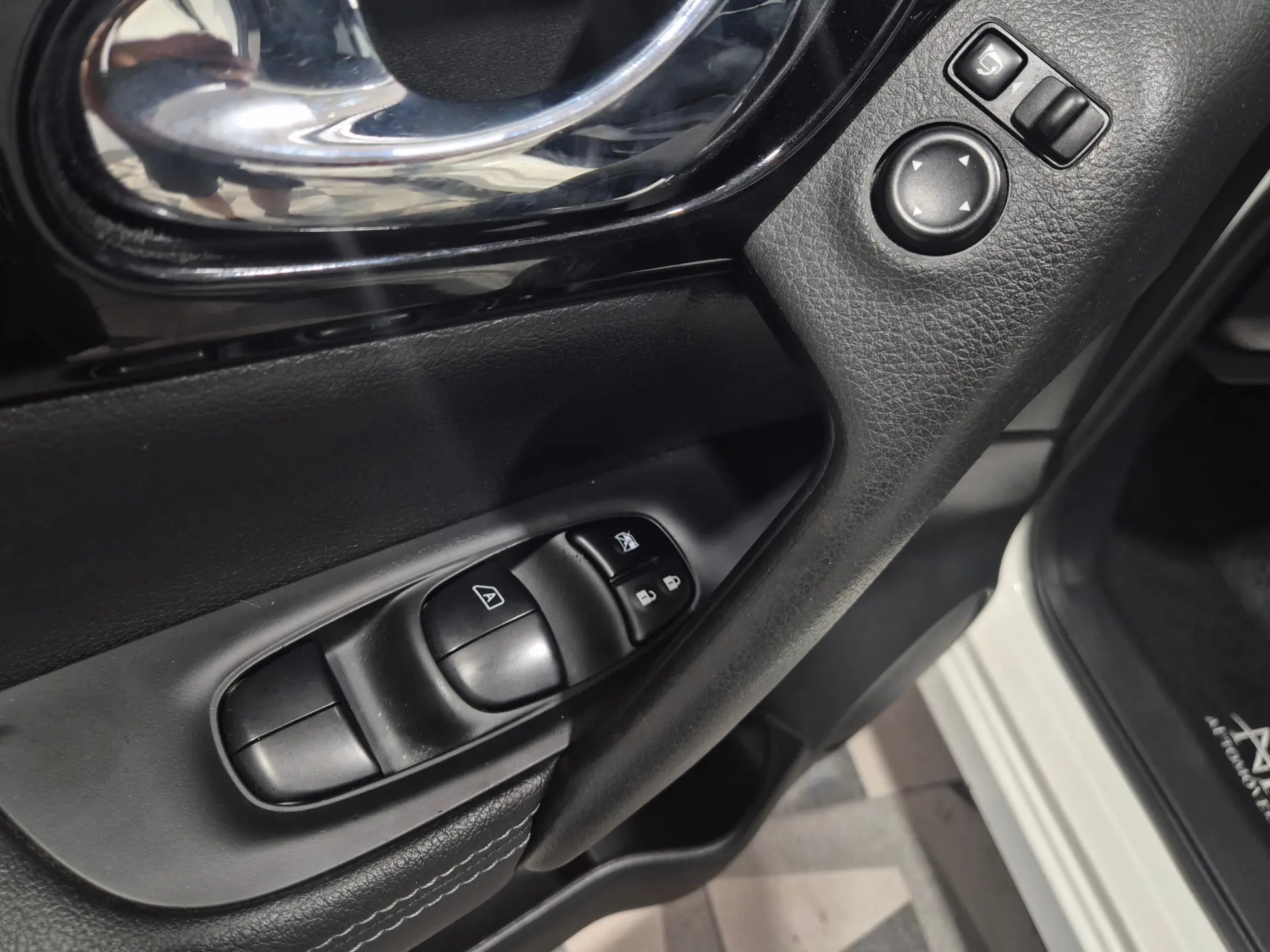 Nissan Qashqai 1.5 dCi Tekna Premium 33