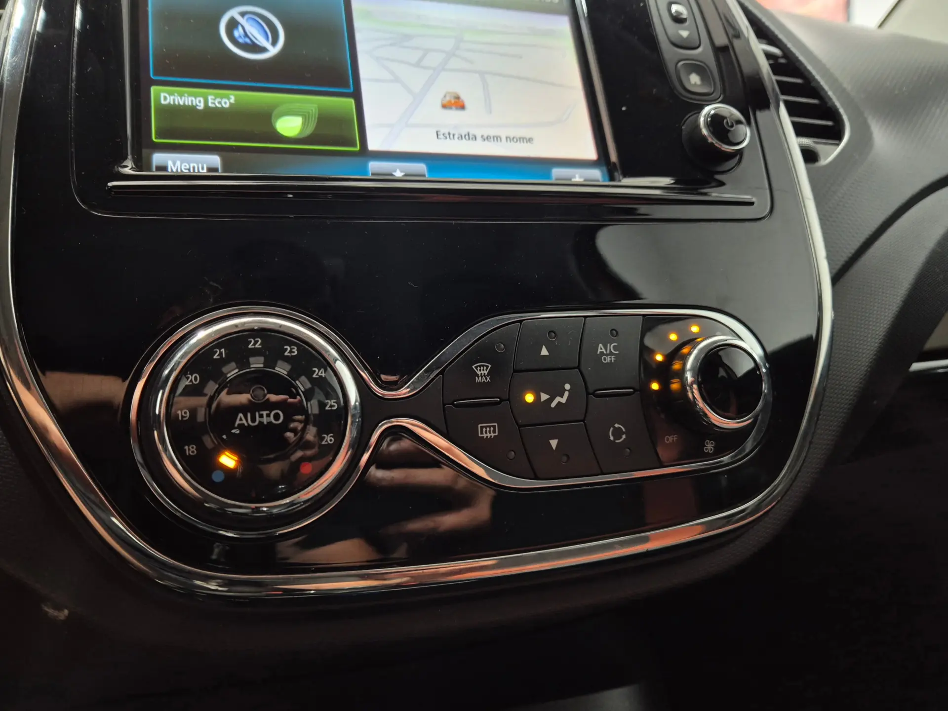 Renault Captur 1.5 dCi Exclusive 26