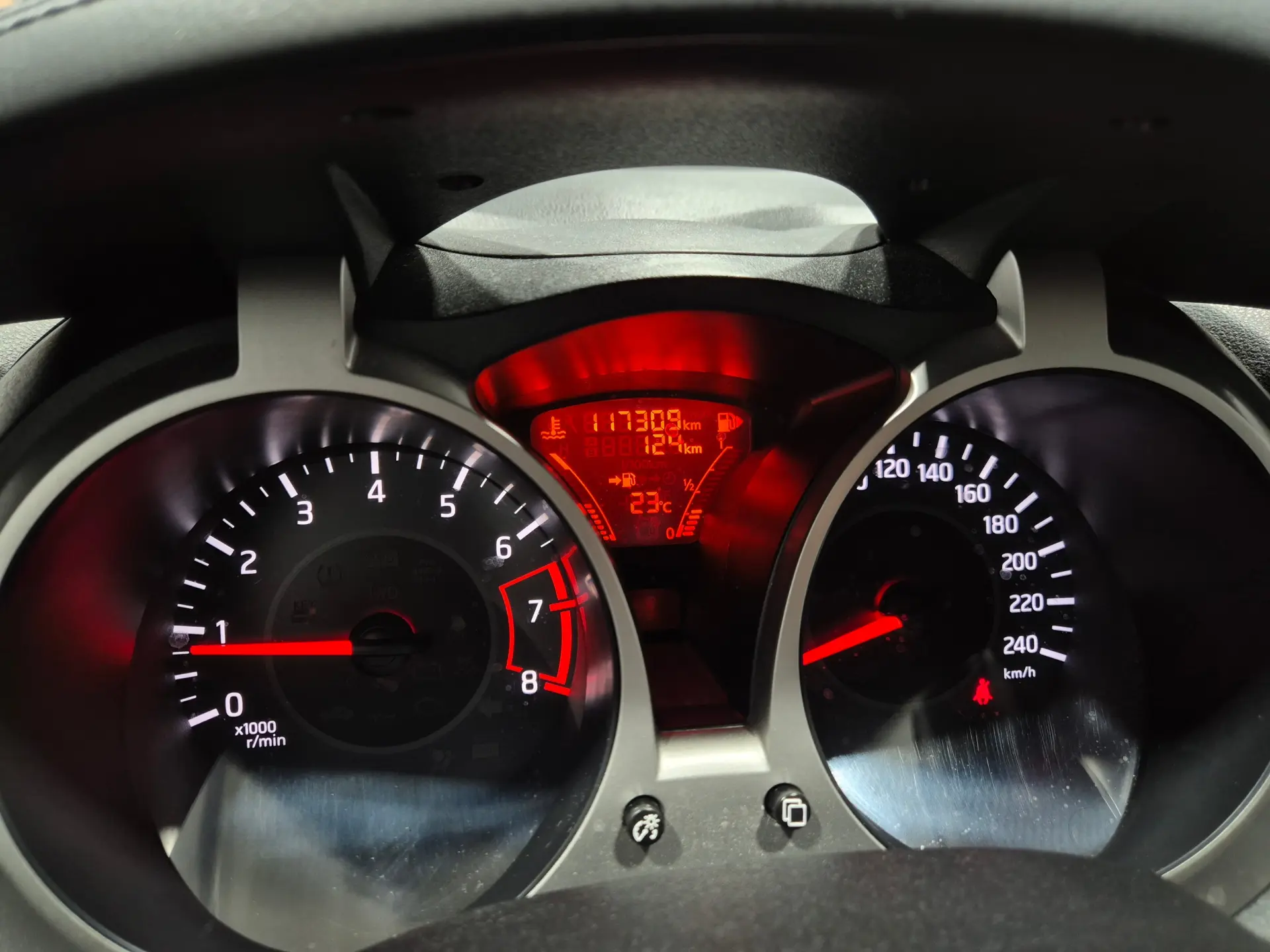 Nissan Juke 1.2 DIG-T Tekna Premium 22