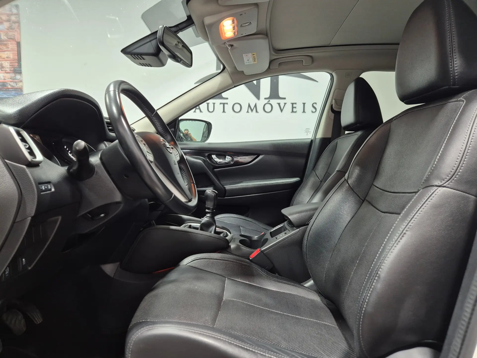 Nissan Qashqai 1.5 dCi Tekna Premium 13