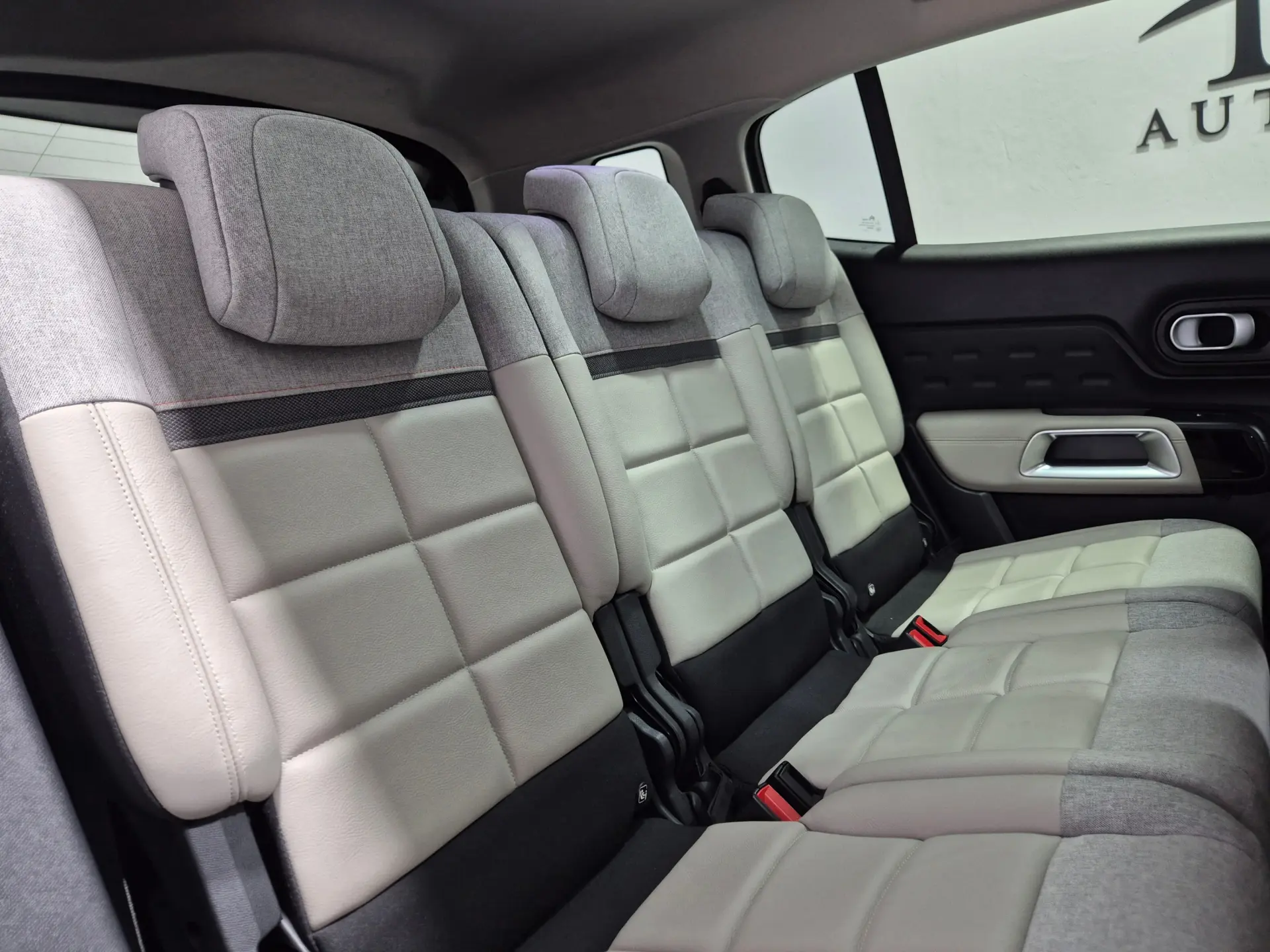 Citroen C5 Aircross BlueHDI 130 S&S EAT8 SHINE 12