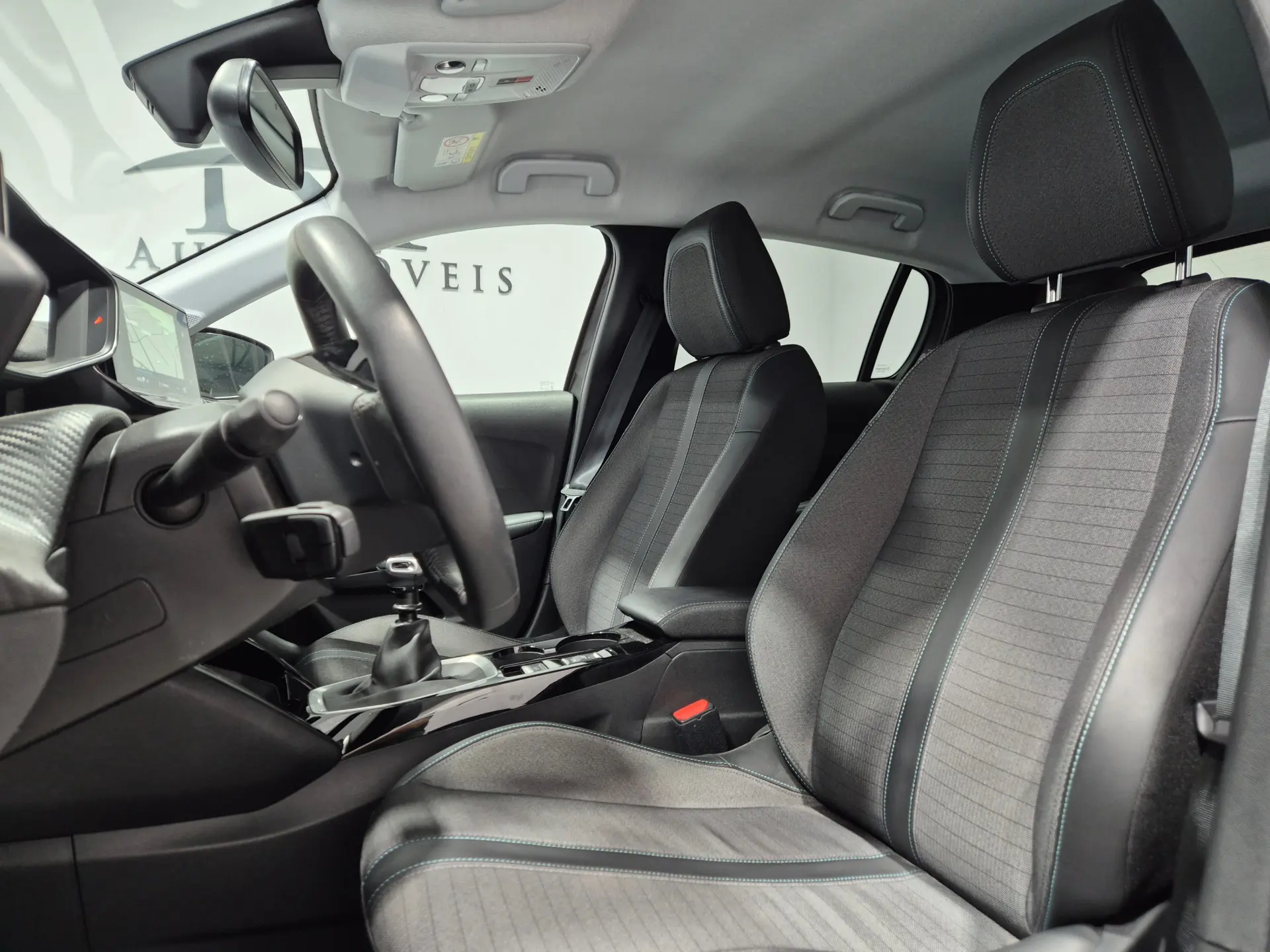 Peugeot 208 1.5 BlueHDi Allure 15
