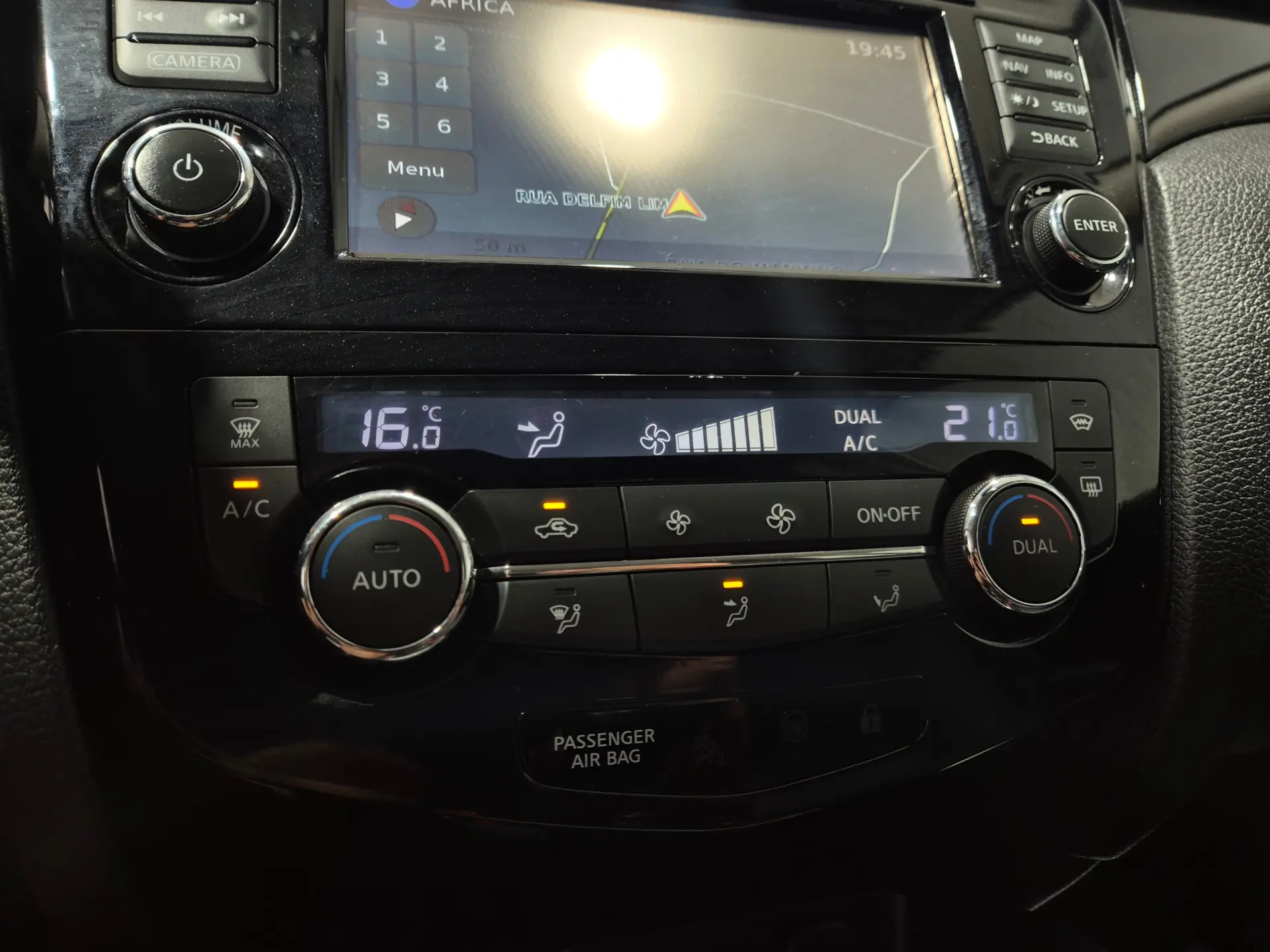 Nissan Qashqai 1.5 dCi Tekna Premium 26