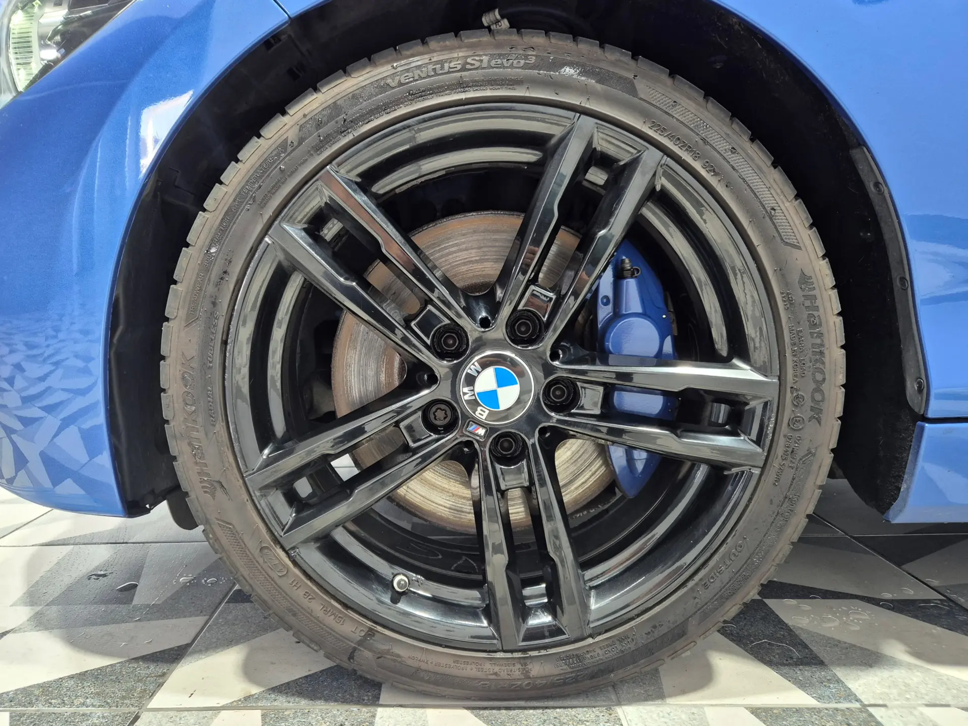 BMW 116 i Pack M 8