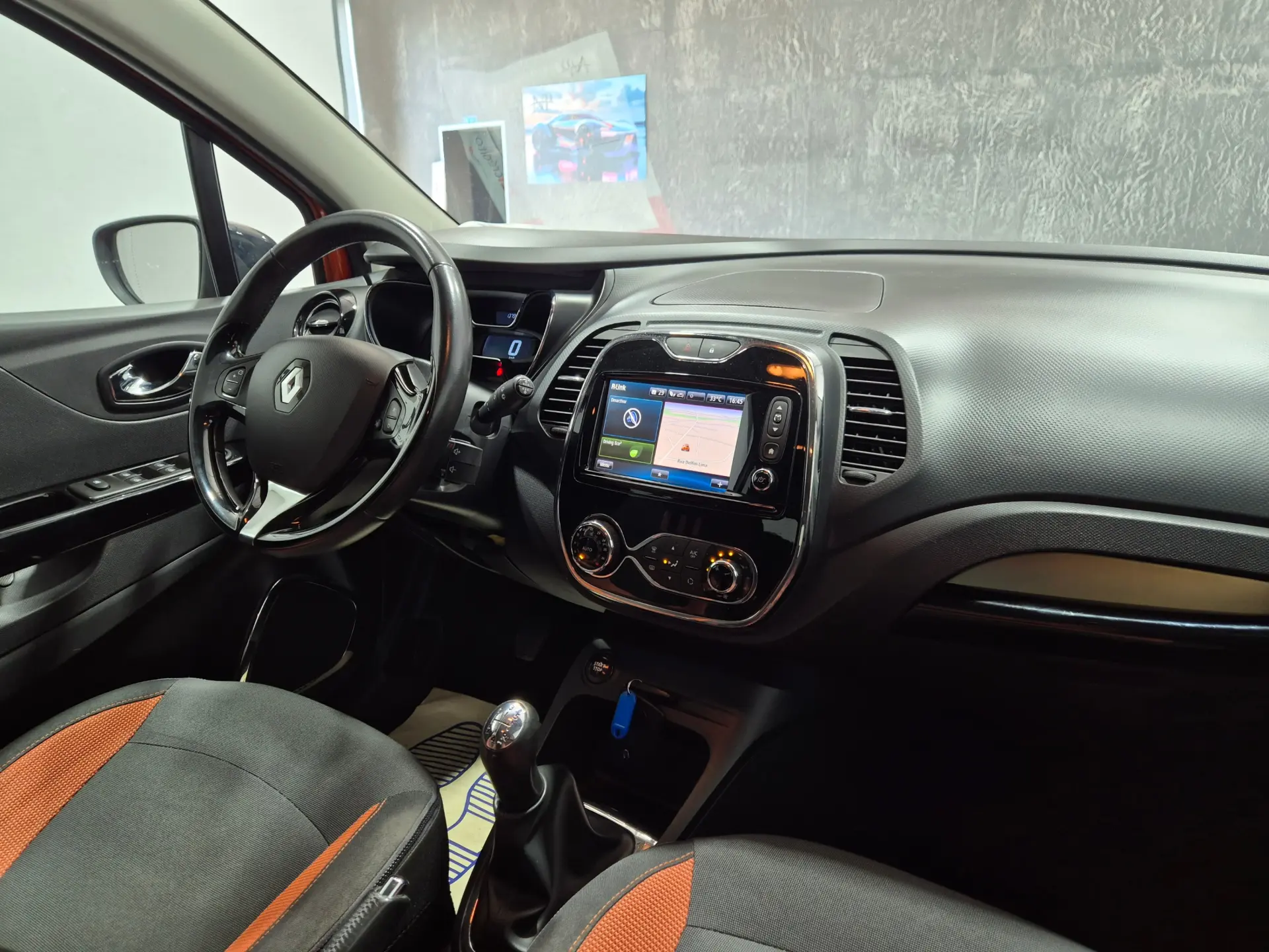 Renault Captur 1.5 dCi Exclusive 17