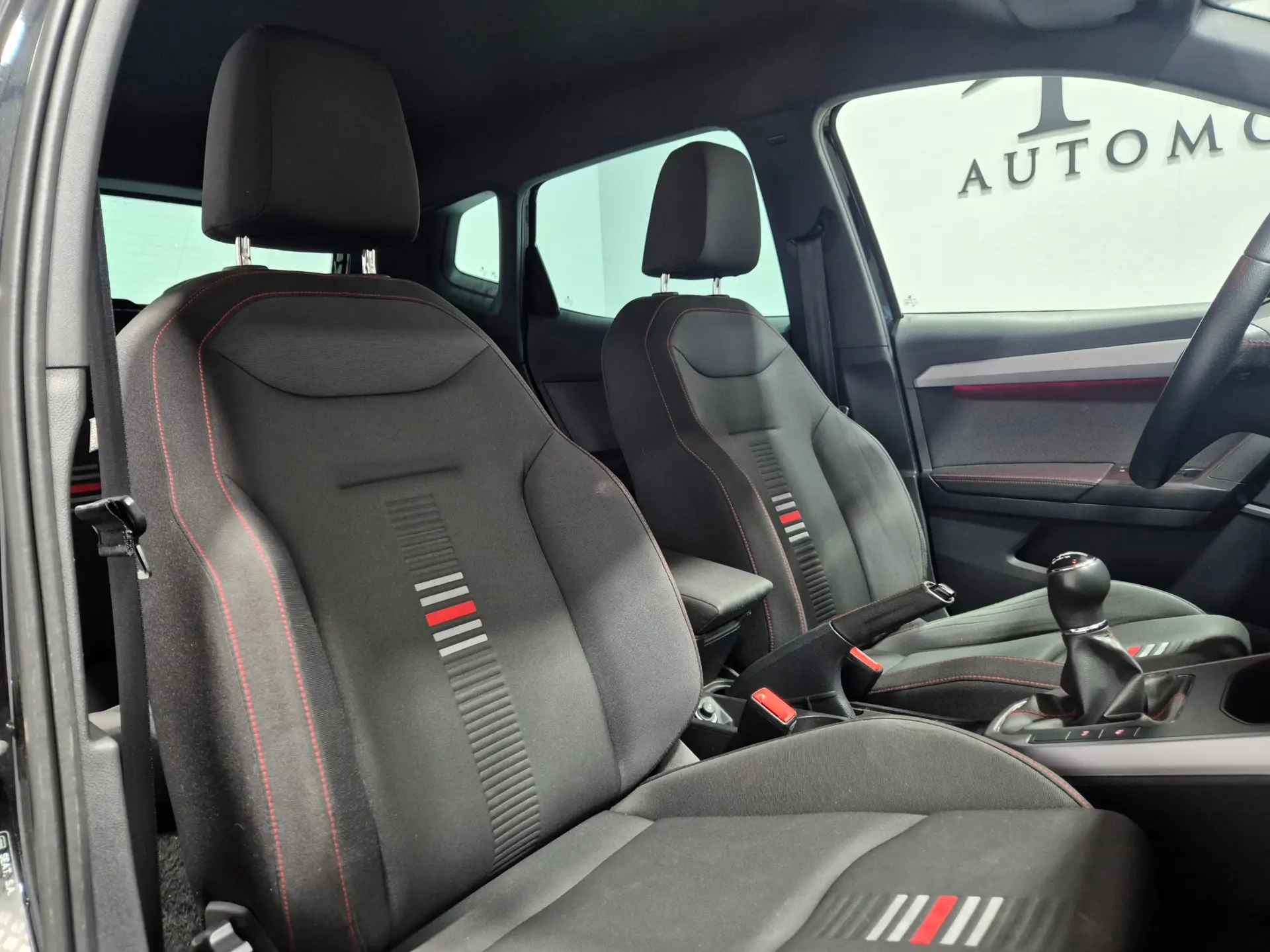 SEAT Arona 1.0 TSI FR 9