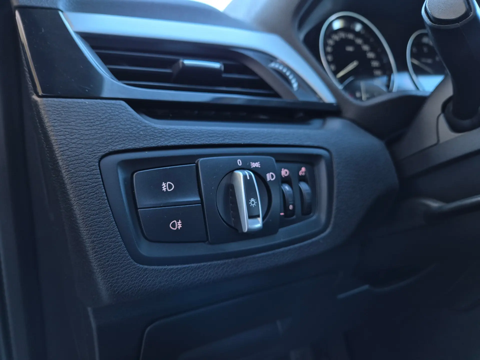 BMW X1 16 d sDrive 32