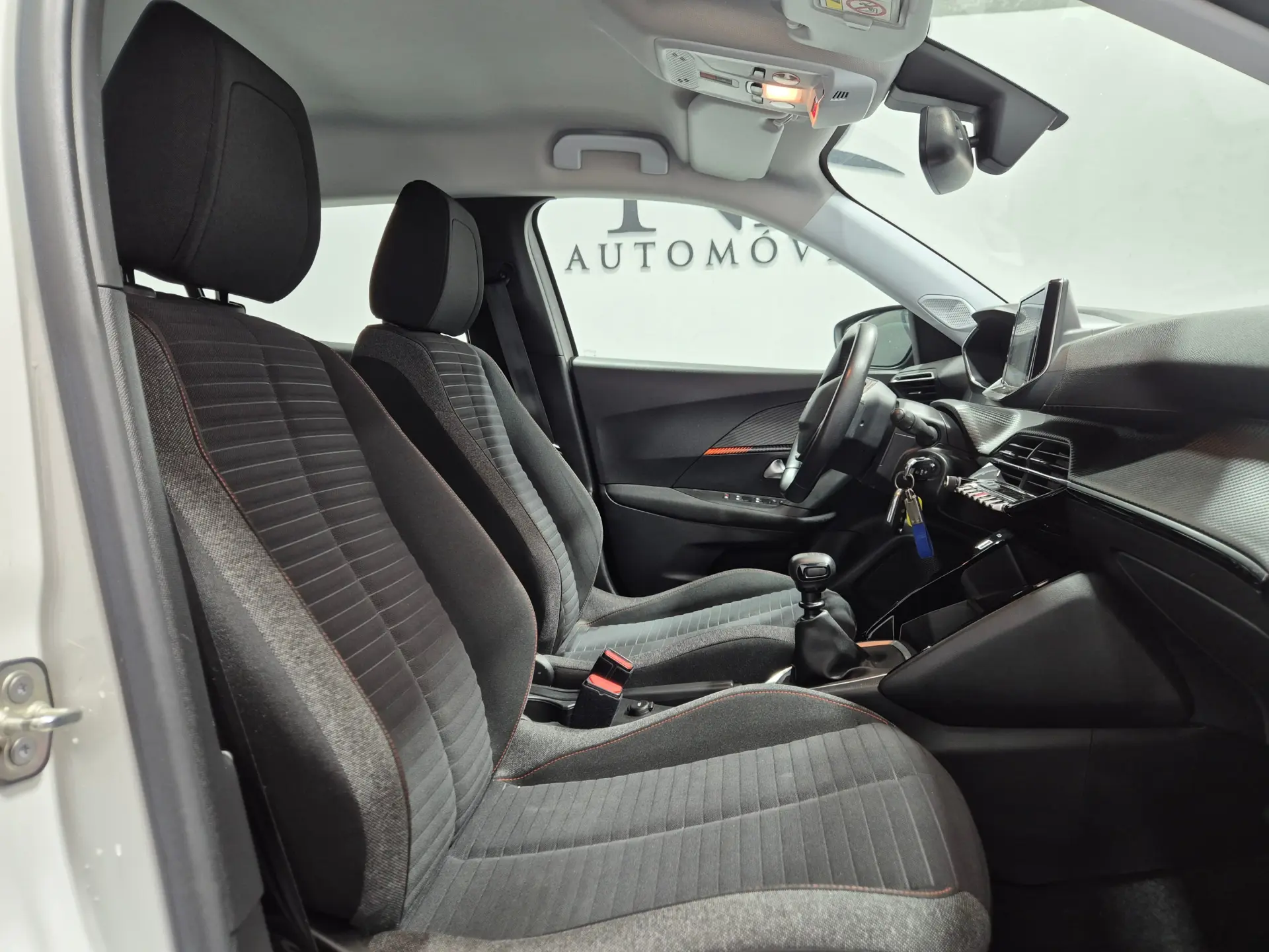 Peugeot 2008 1.5 BlueHDi Active 9