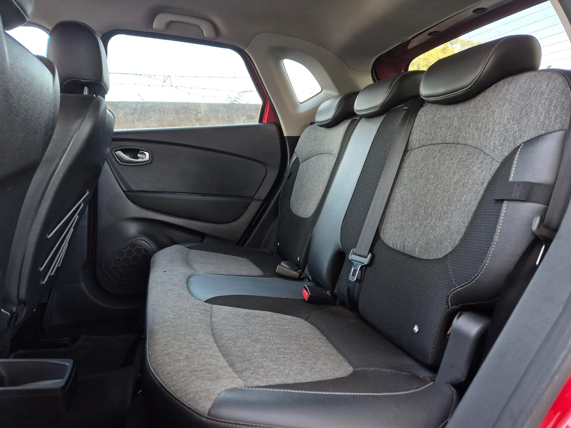 Renault Captur 0.9 TCE Exclusive 14