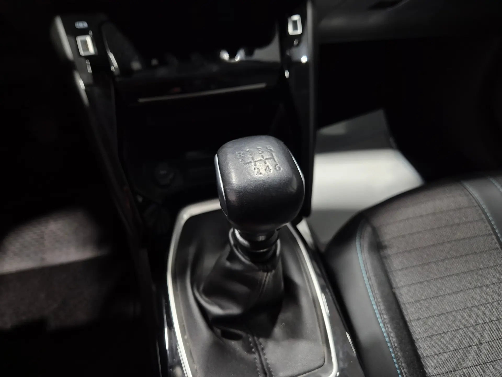 Peugeot 208 1.5 BlueHDi Allure 30