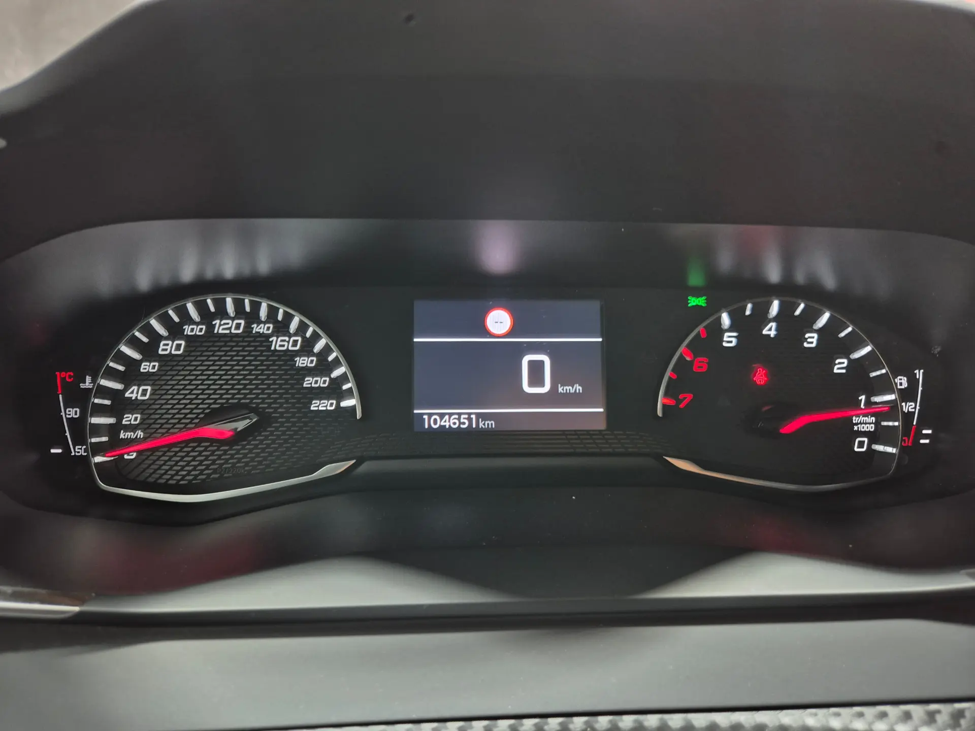 Peugeot 2008 1.5 BlueHDi Active 18