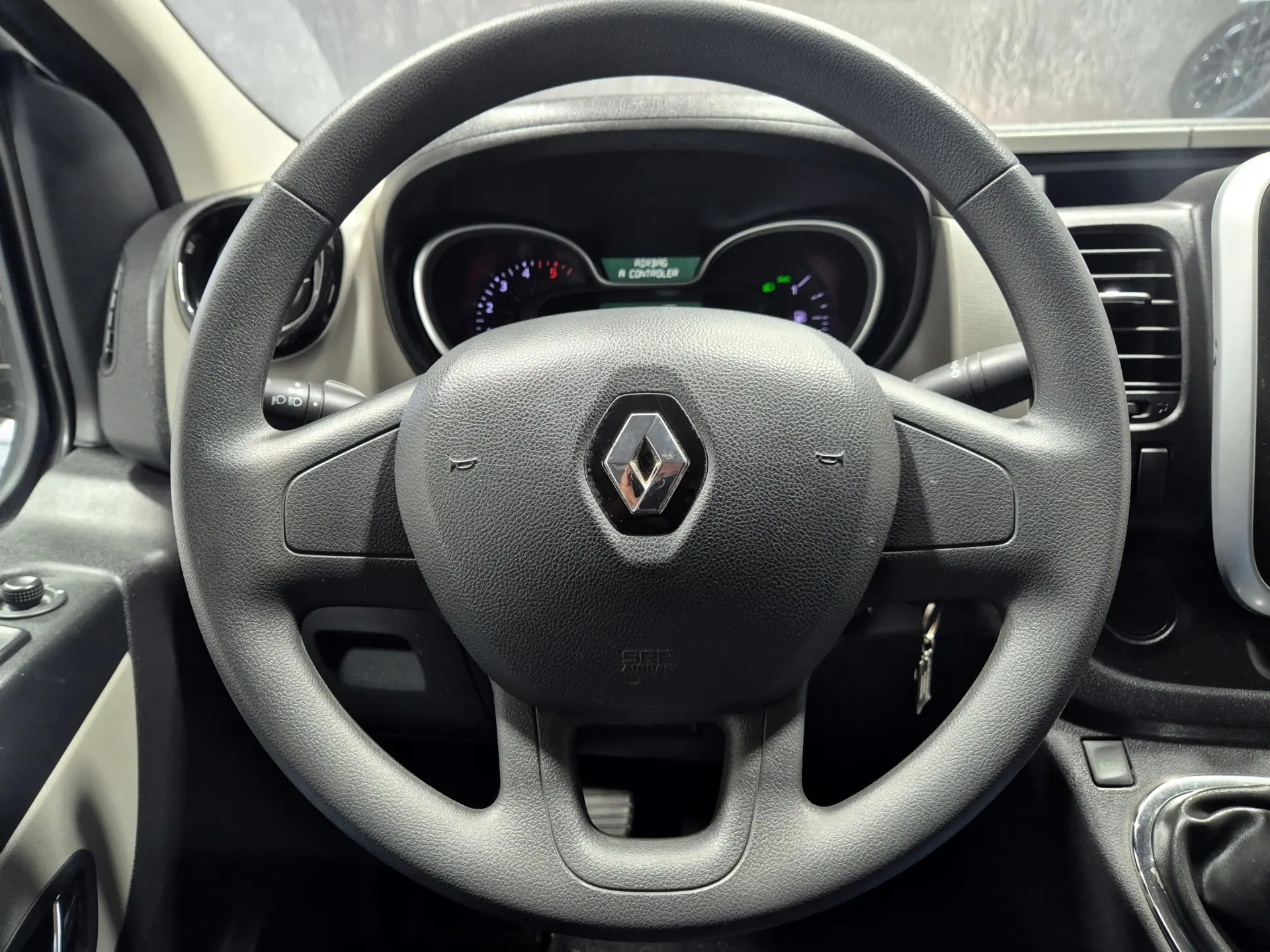 Renault Trafic 1.6 dCi L1H1 1.0T 11