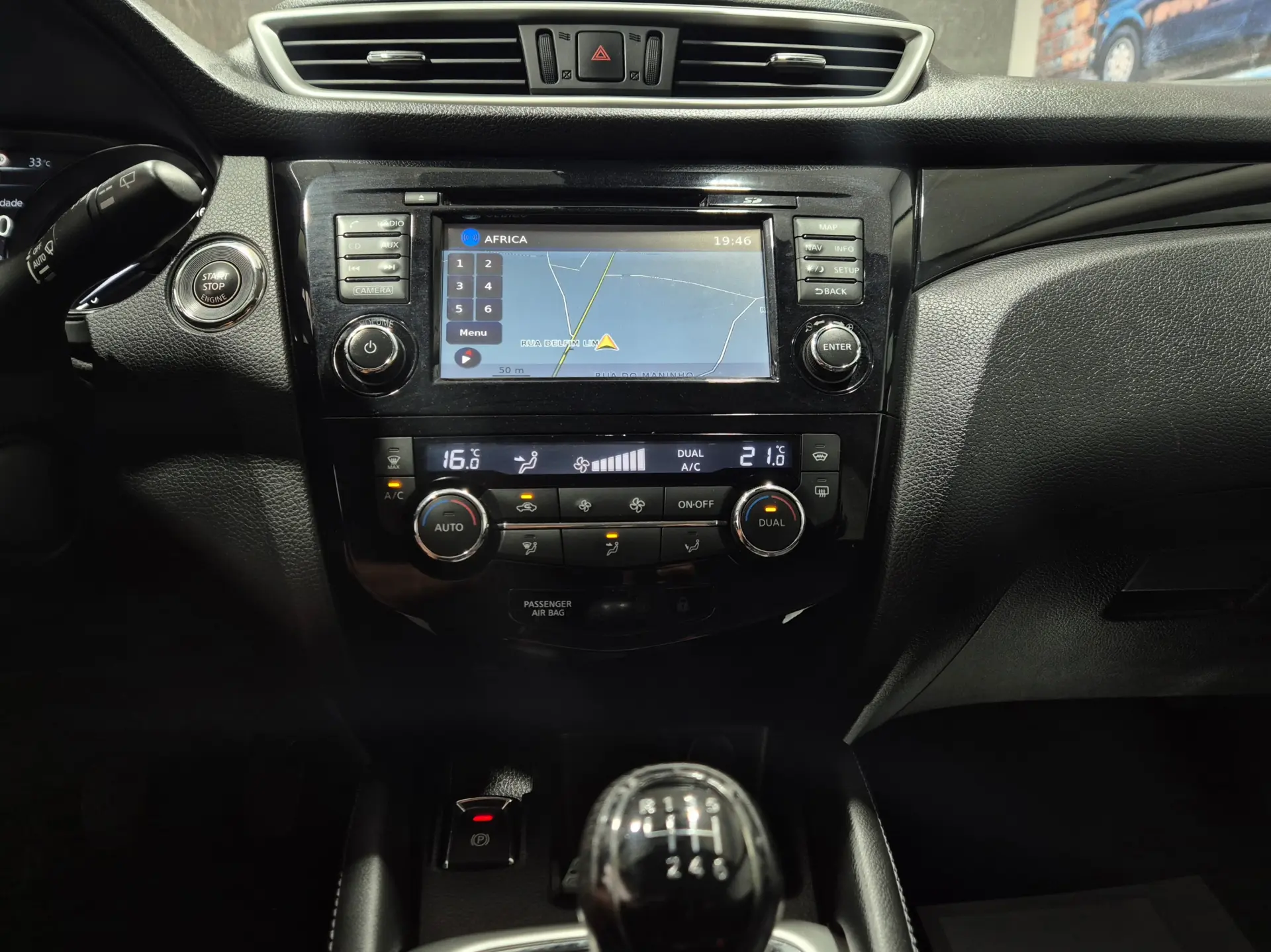 Nissan Qashqai 1.5 dCi Tekna Premium 22