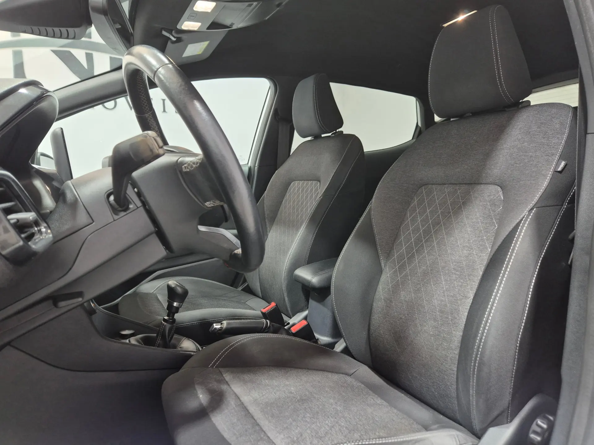 Ford Fiesta 1.0 EcoBoost S&S ACTIVE X 14