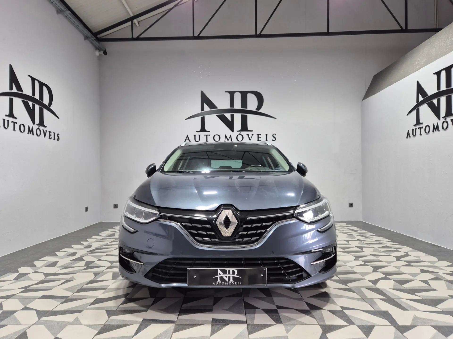 Renault Mégane Sport Tourer 1.5 Blue dCi Intens 6