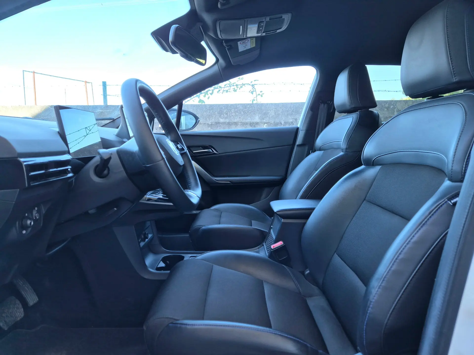 MG MG4 64 kWh Luxury 15