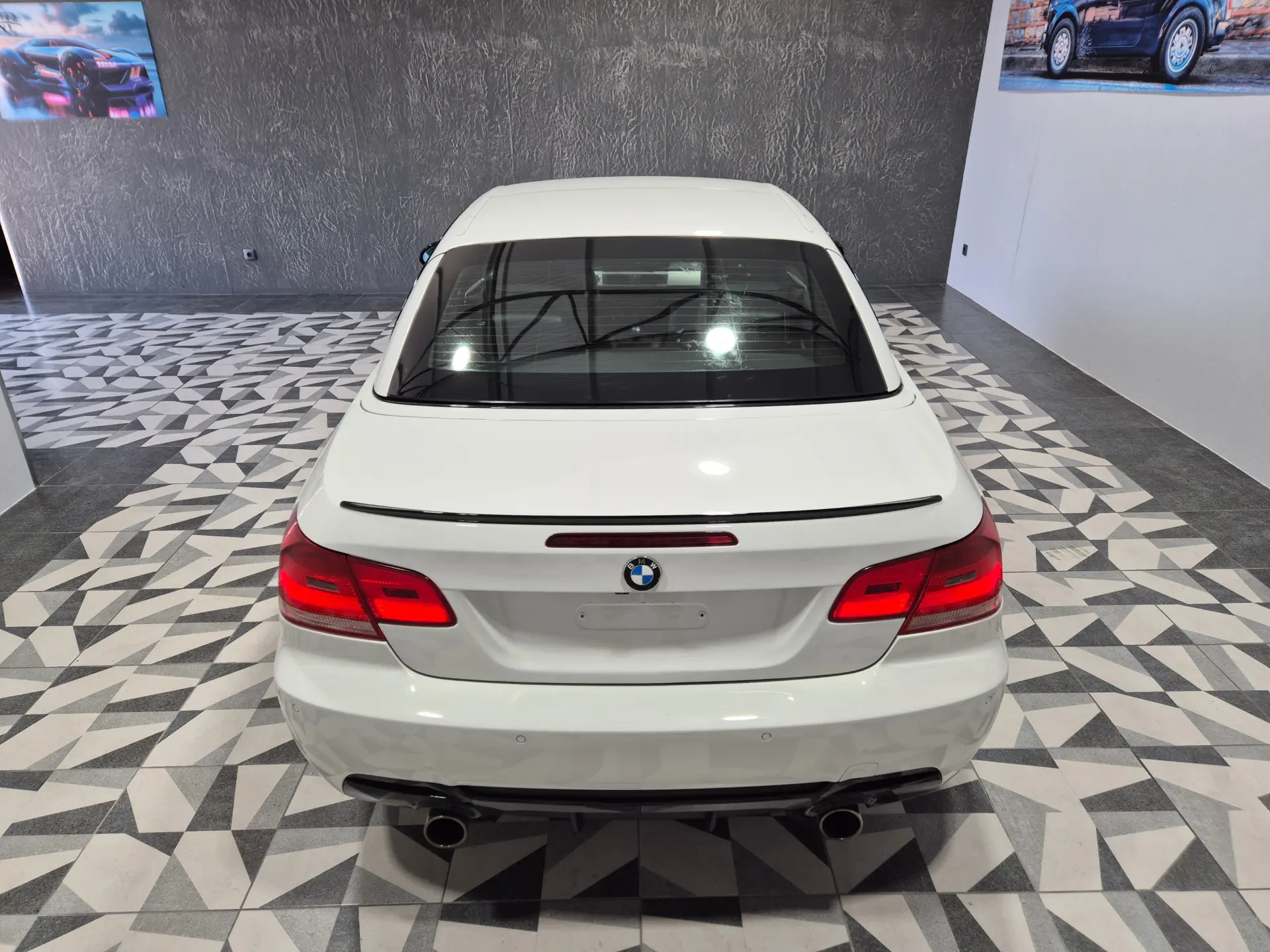 BMW 320 i Cabrio 9
