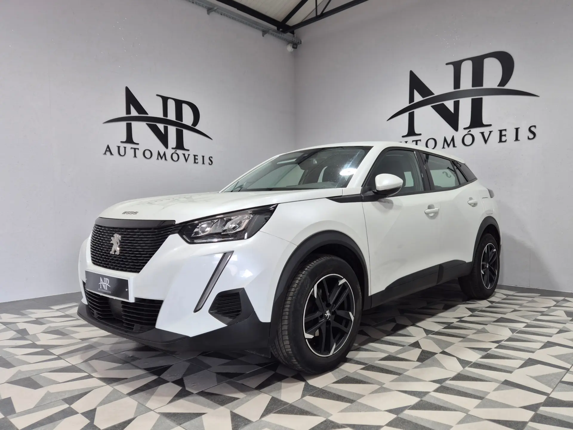 Peugeot 2008 1.5 BlueHDi Active 1