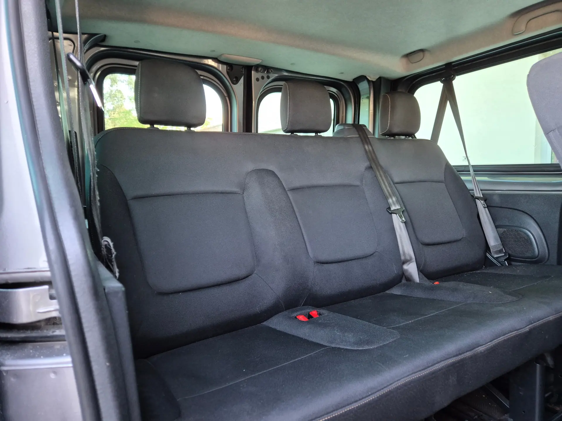Renault Trafic 1.6 dCi L1H1 1.0T 8