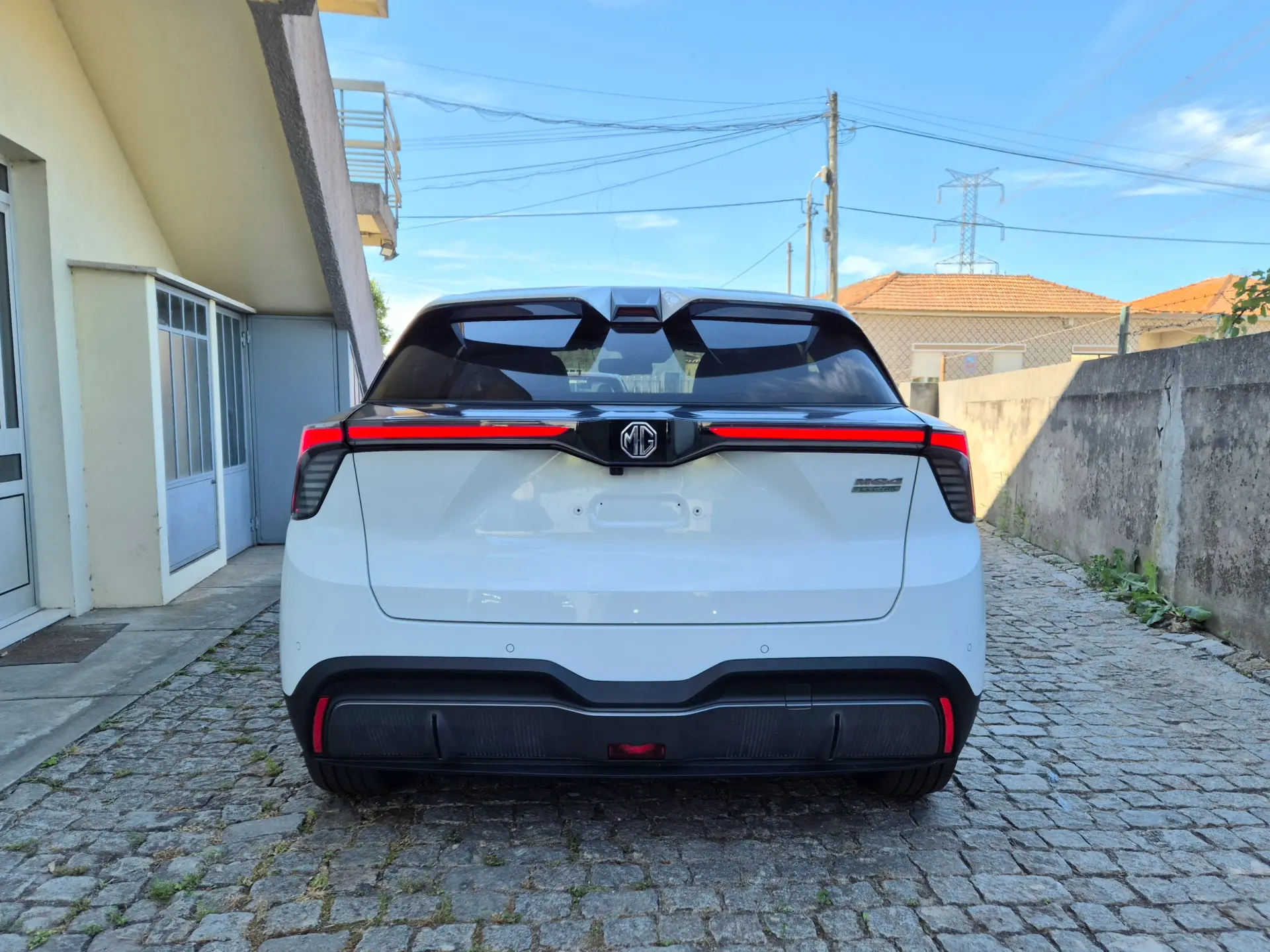 MG MG4 64 kWh Luxury 4