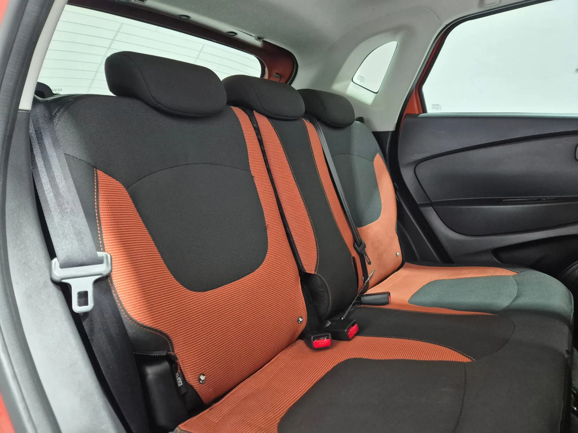 Renault Captur 1.5 dCi Exclusive 8