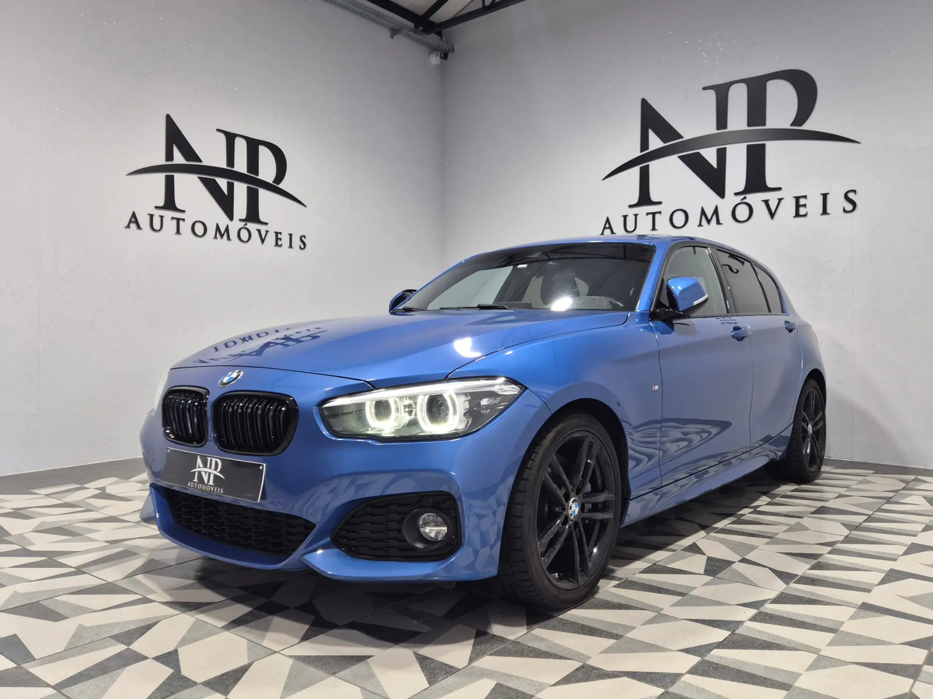 BMW 116 i Pack M 1