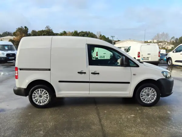 Volkswagen Caddy 1.6 TDI BlueMotion 6