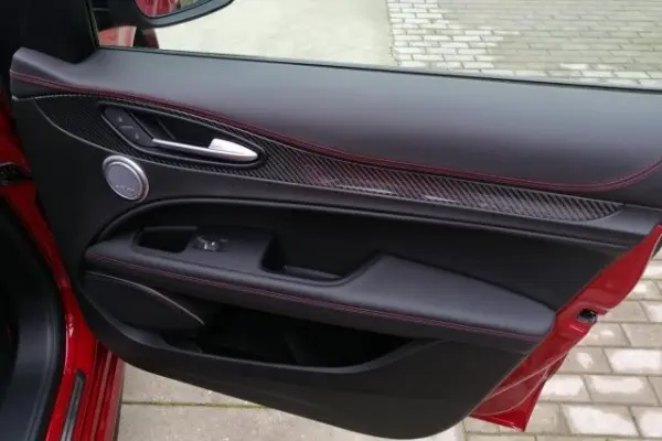 Alfa Romeo Stelvio Quadrifoglio Q4 2.9 510cv 24