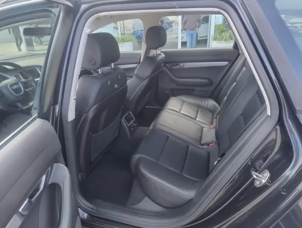 Audi A6 Avant 2.0 TDi S-line 17