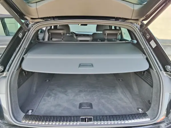 Audi e-tron 55 quattro S line 18