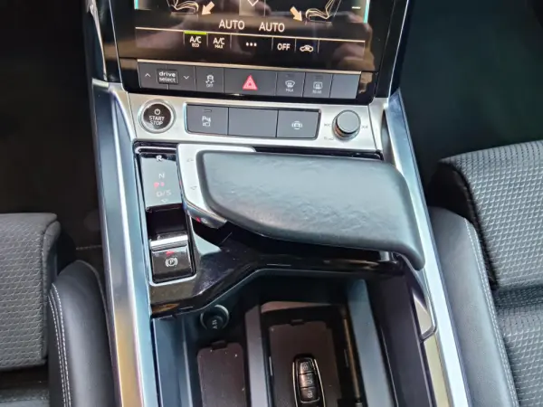 Audi e-tron 55 quattro S line 34