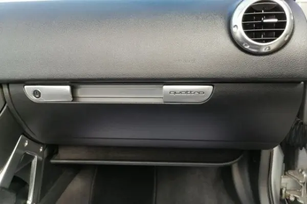 Audi TT Roadster 1.8 T quattro 17