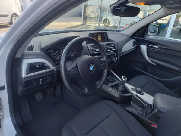 BMW 116 d Advantage 12