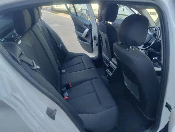 BMW 116 d Advantage 15