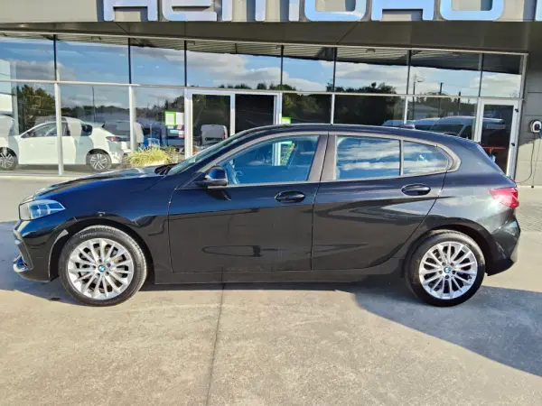 BMW 116 d Corporate Edition Auto 11