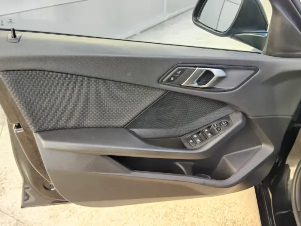 BMW 116 d Corporate Edition Auto 13