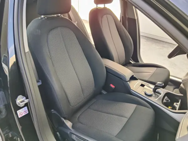 BMW 116 d Corporate Edition Auto 22