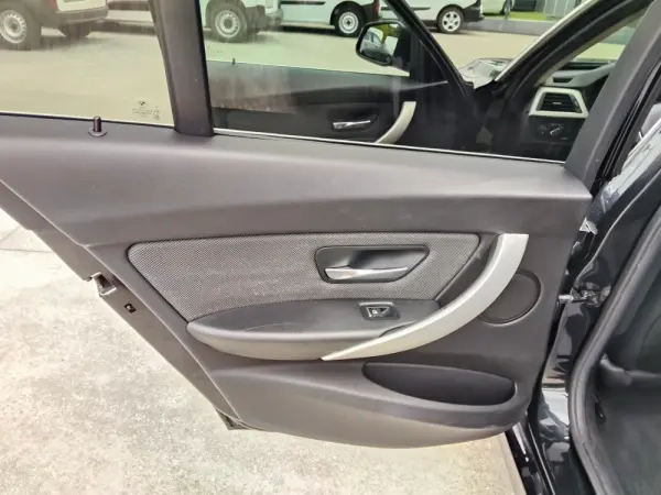 BMW 316 d Line Sport 15