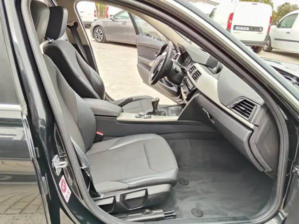 BMW 316 d Line Sport 18