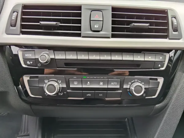 BMW 316 d Line Sport 24