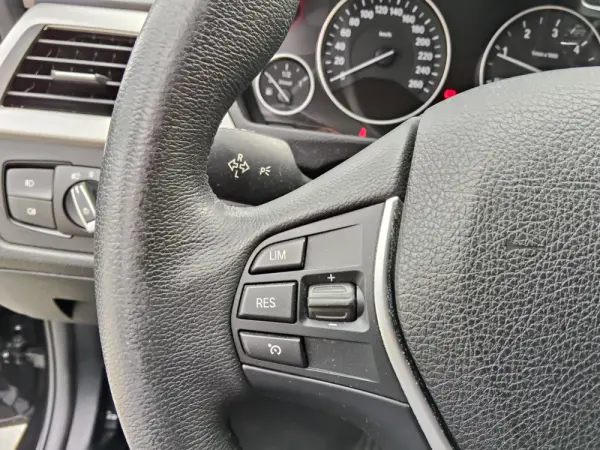 BMW 316 d Line Sport 31