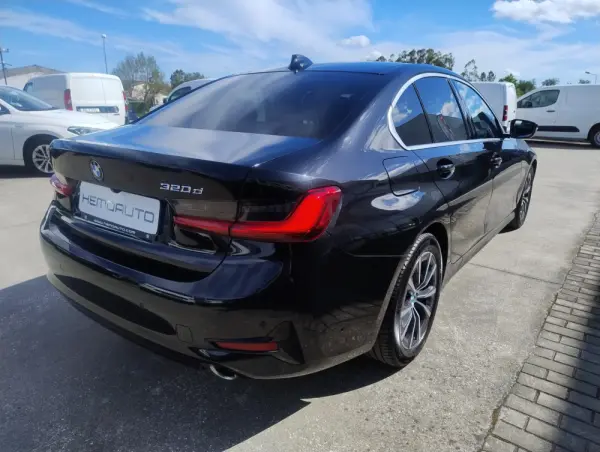 BMW 320 d Line Sport Auto 7