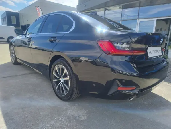 BMW 320 d Line Sport Auto 10