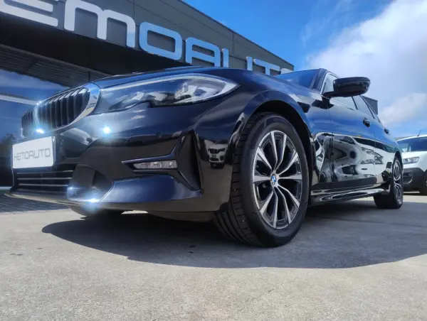 BMW 320 d Line Sport Auto 12