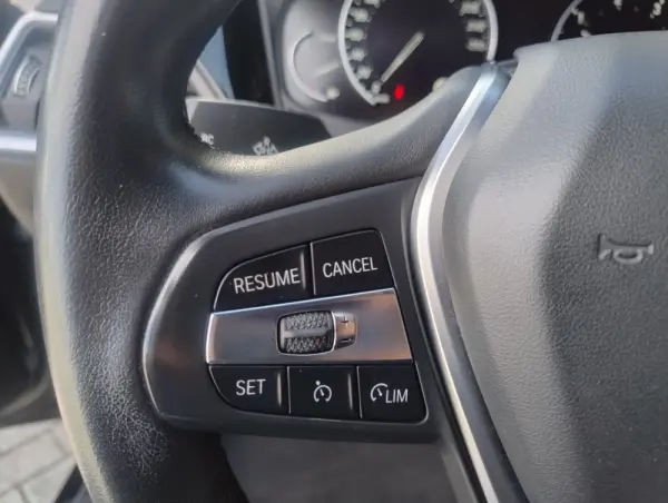 BMW 320 d Line Sport Auto 36