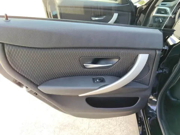 BMW 418 Gran Coupé d Advantage Auto 15