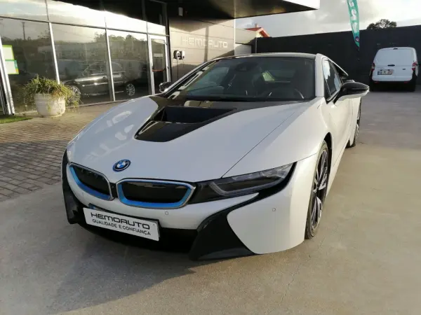 BMW i8 Standard 7