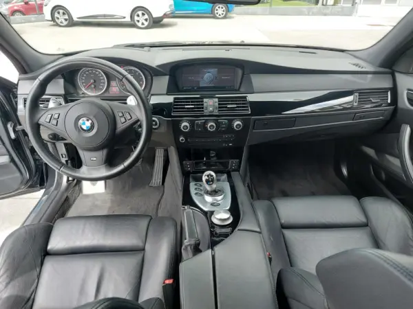BMW M550d M5 34