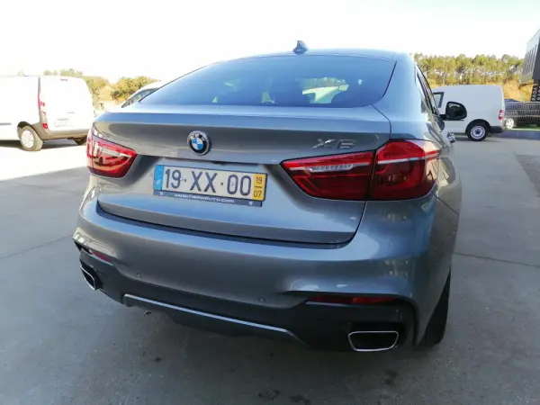 BMW X6 xDrive 40d Pack M 8