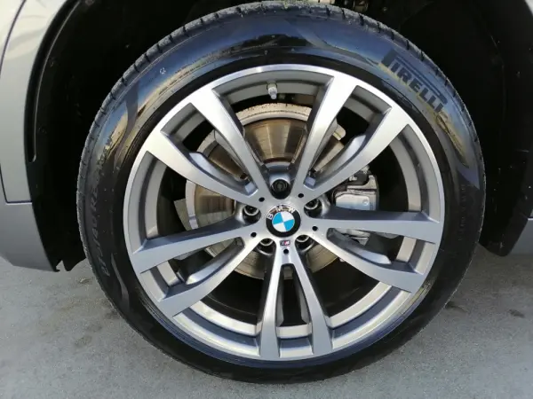 BMW X6 xDrive 40d Pack M 12